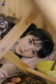 国子监来了个女弟子
